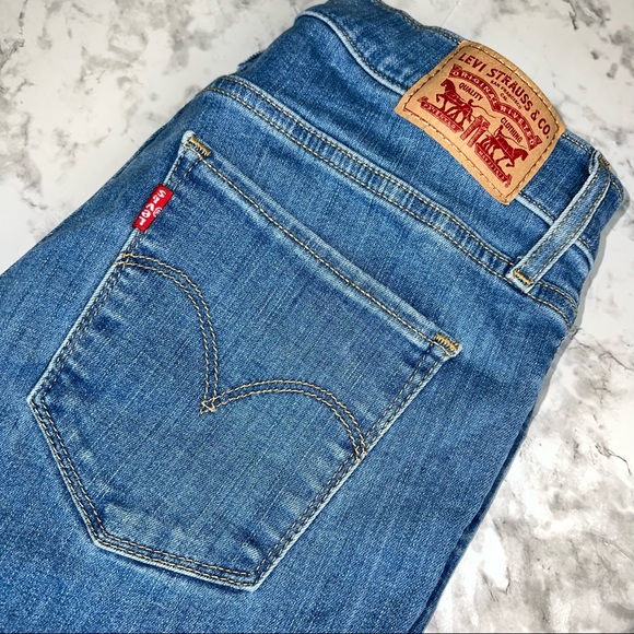Levi's Denim - Distressed Levi’s Jeans